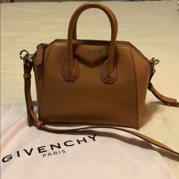 Givenchy Mini Antigona Bag - Picture 5 of 11